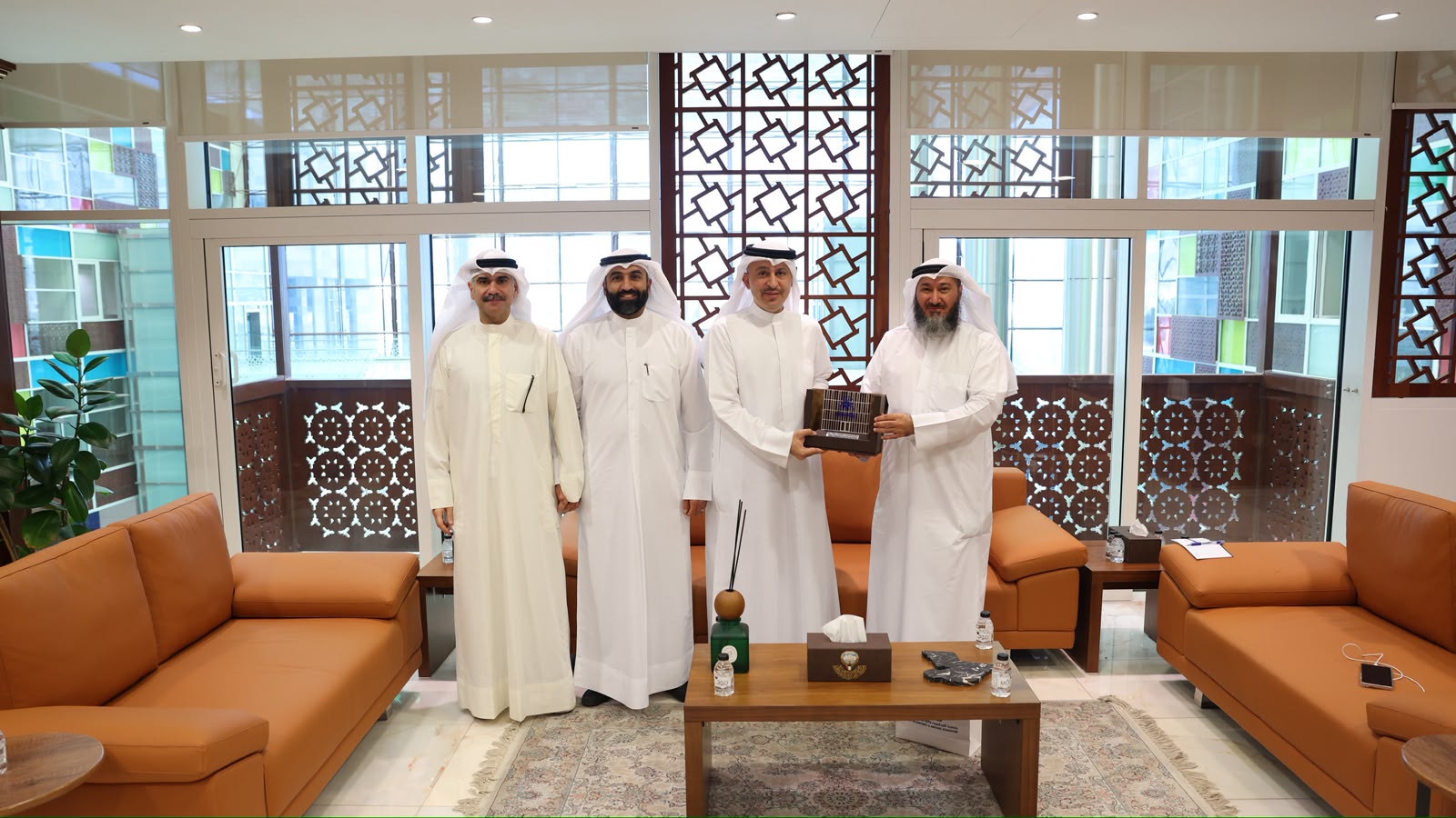 معالي وزير التجارة والصناعة استقبل وفد جمعية المحاسبين وناقش تعزيز آليات التعاون 